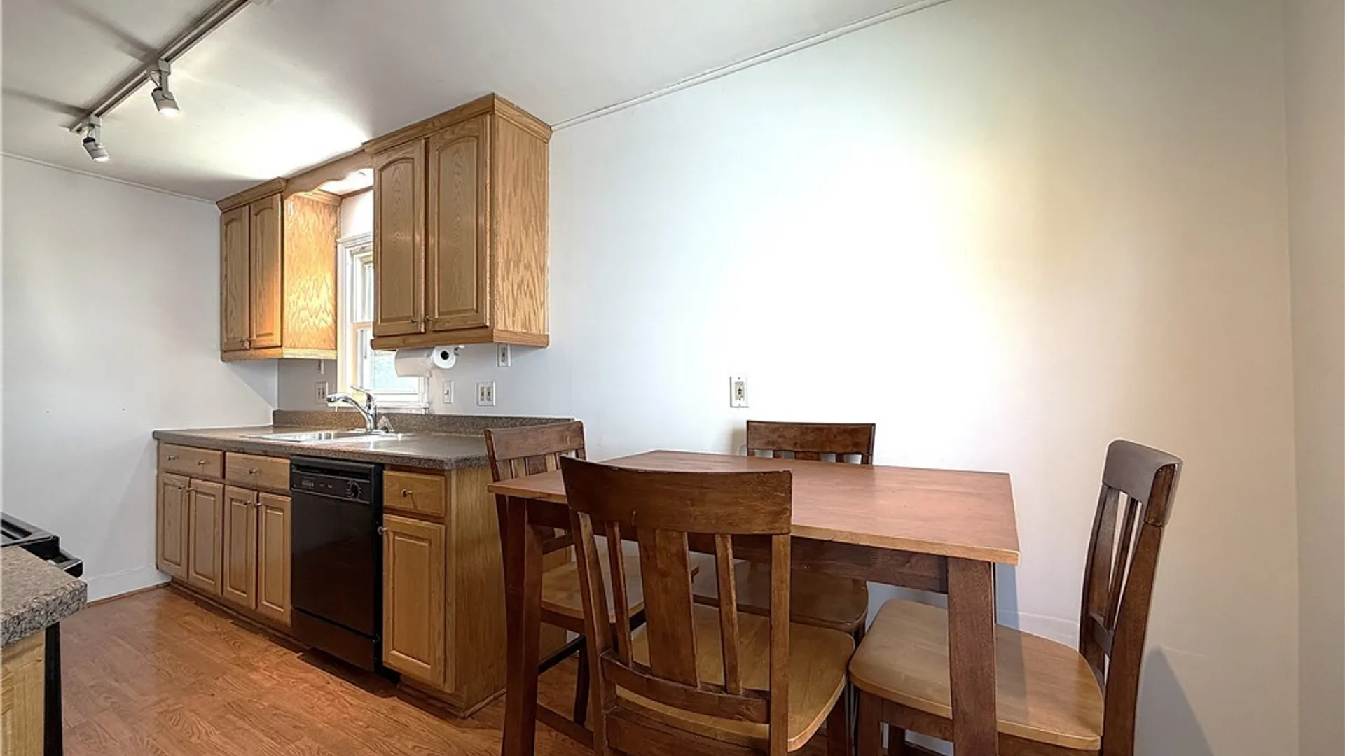 Property at 26 Deumant Terrace, Tonawanda, NY 14223 9