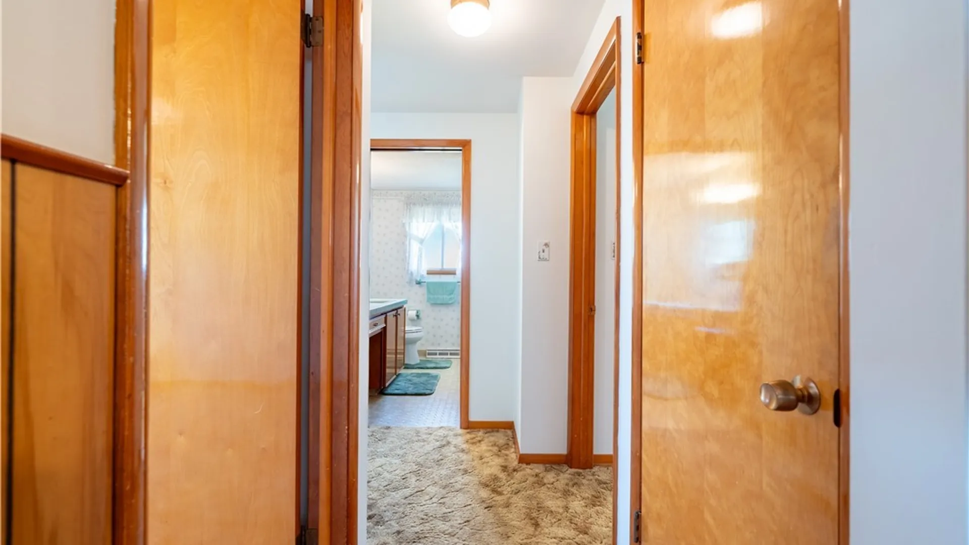 Property at 121 Vern Lane, Cheektowaga, NY 14227 15