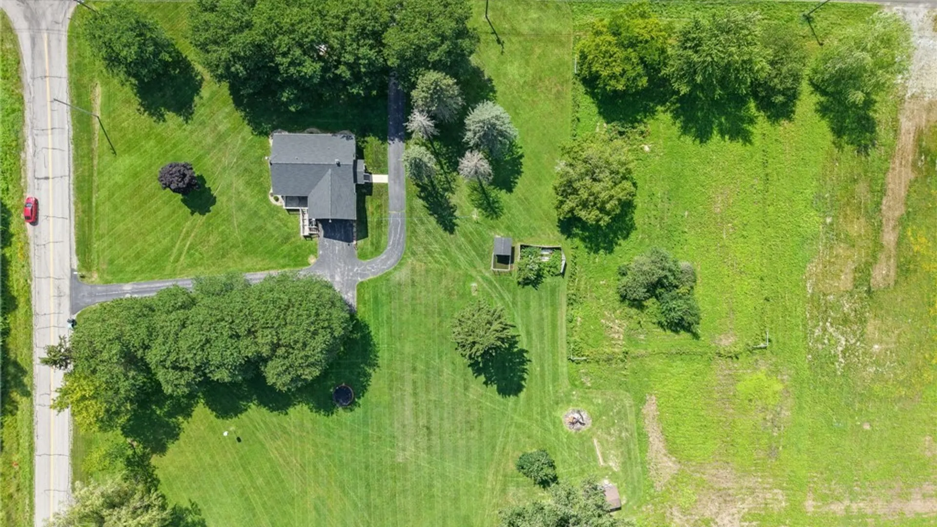 Property at 1359 Roberts Road, Alabama, NY 14013 8