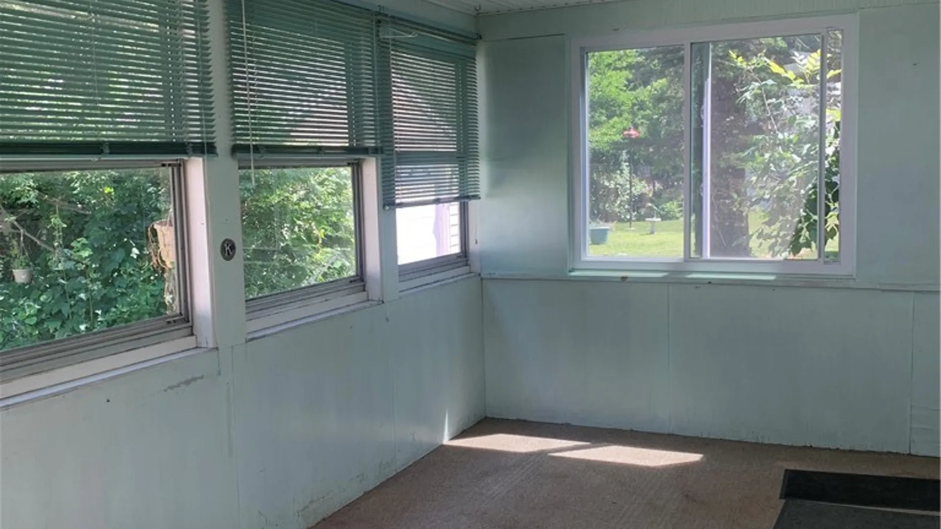 Property at 22 Henderson Place, Hamburg, NY 14075 23
