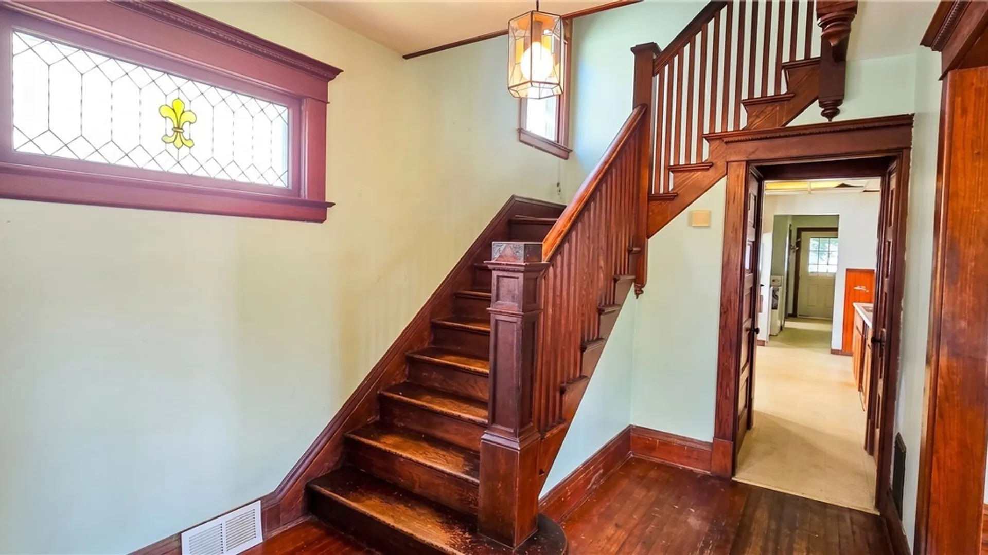 Property at 203 78th Street, Niagara Falls, NY 14304 4