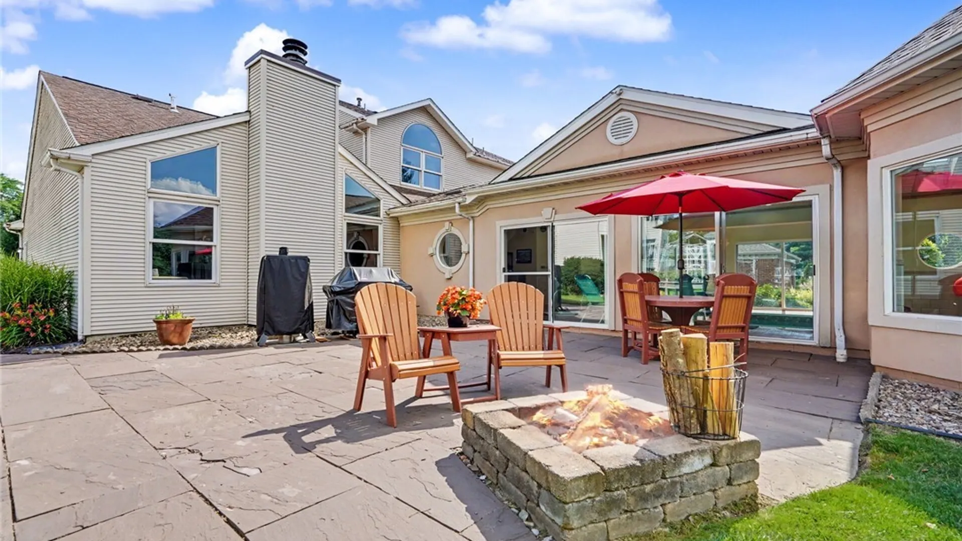 Property at 5485 Country Club Lane, Hamburg, NY 14075 10