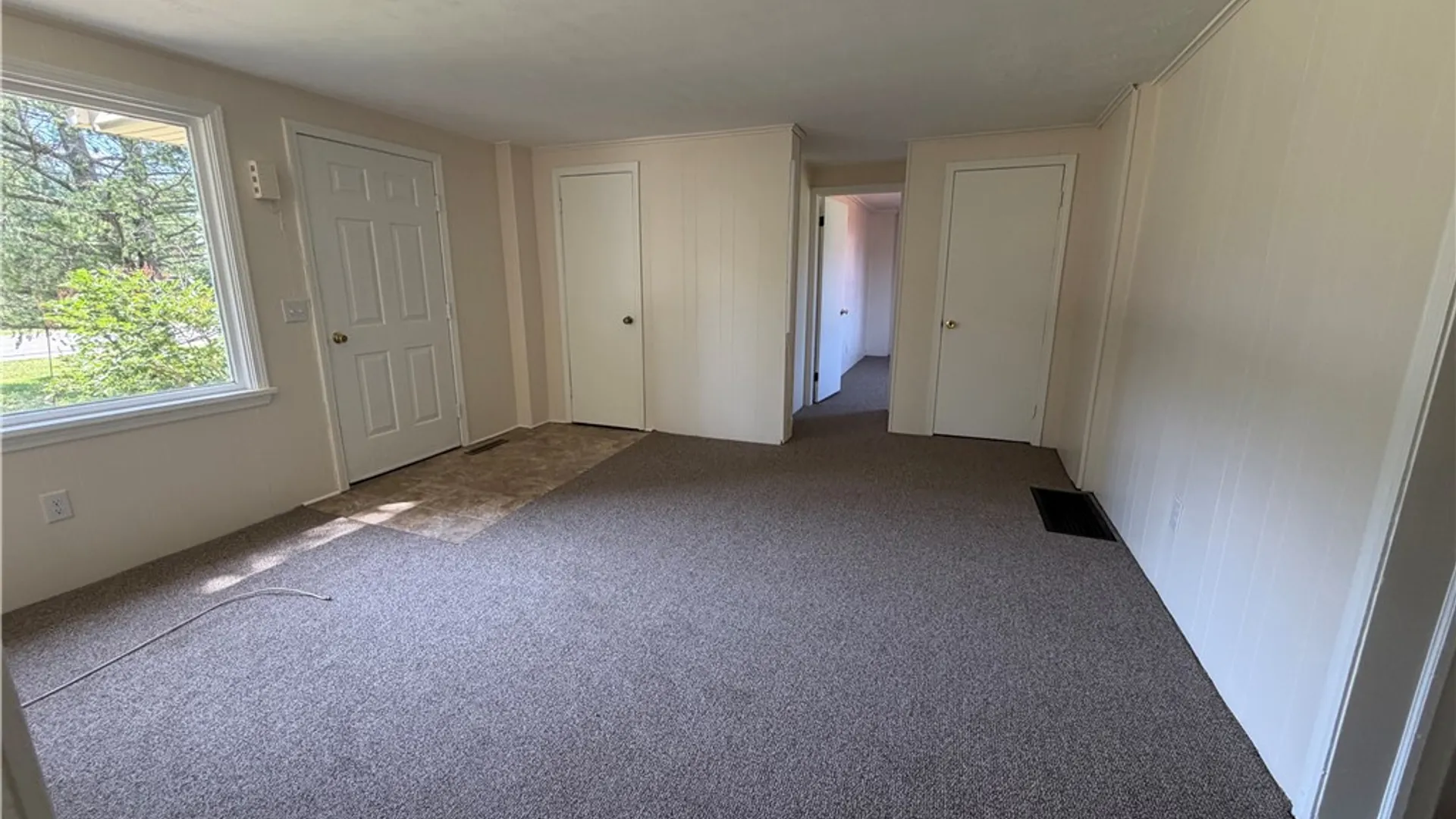 Property at 1846 Ridge Road, Webster, NY 14580 10