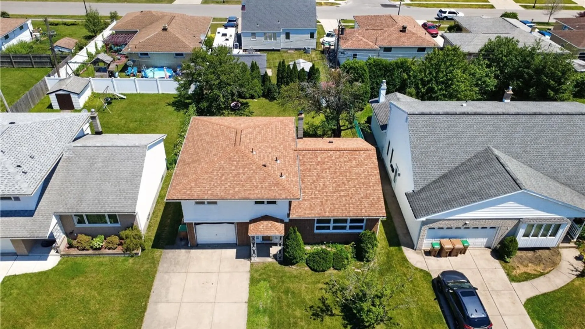 Property at 75 Fairoaks Lane, Cheektowaga, NY 14227 2
