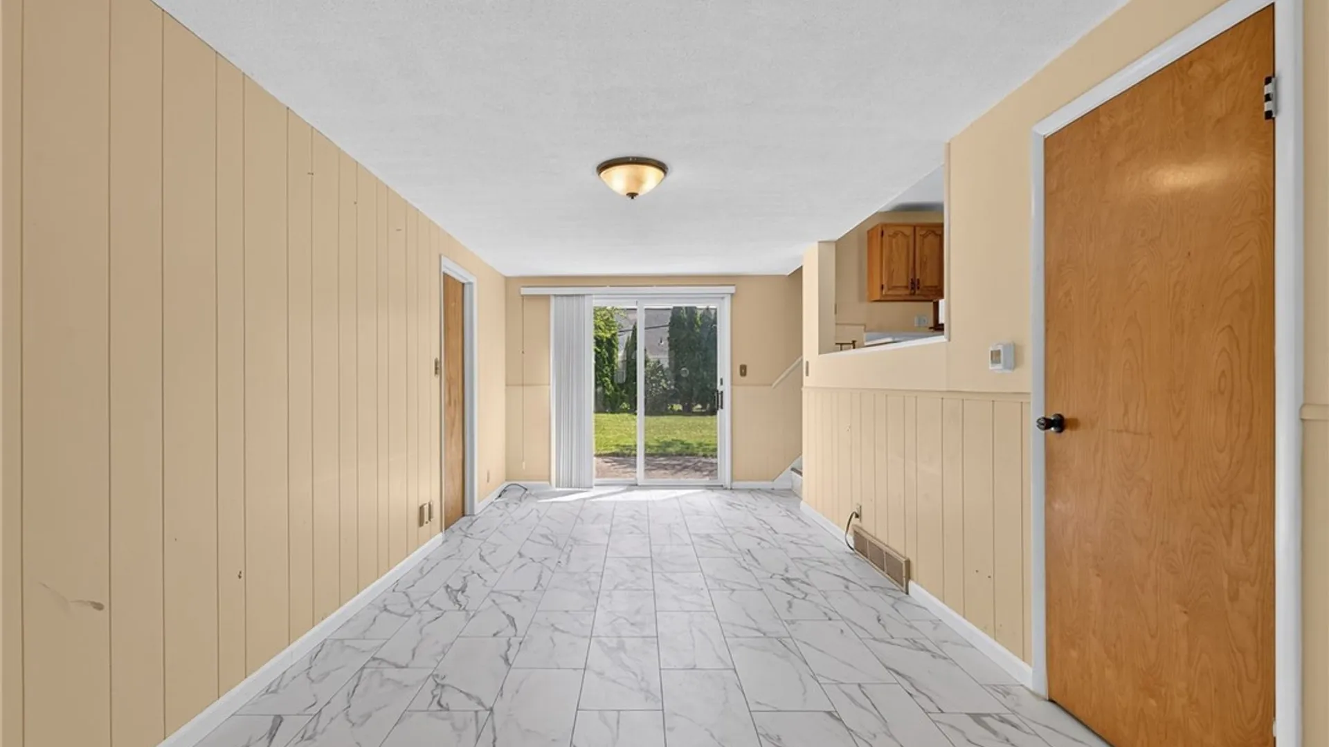 Property at 75 Fairoaks Lane, Cheektowaga, NY 14227 23
