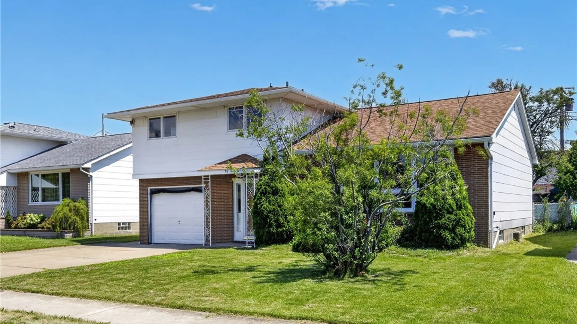 Property at 75 Fairoaks Lane, Cheektowaga, NY 14227 3