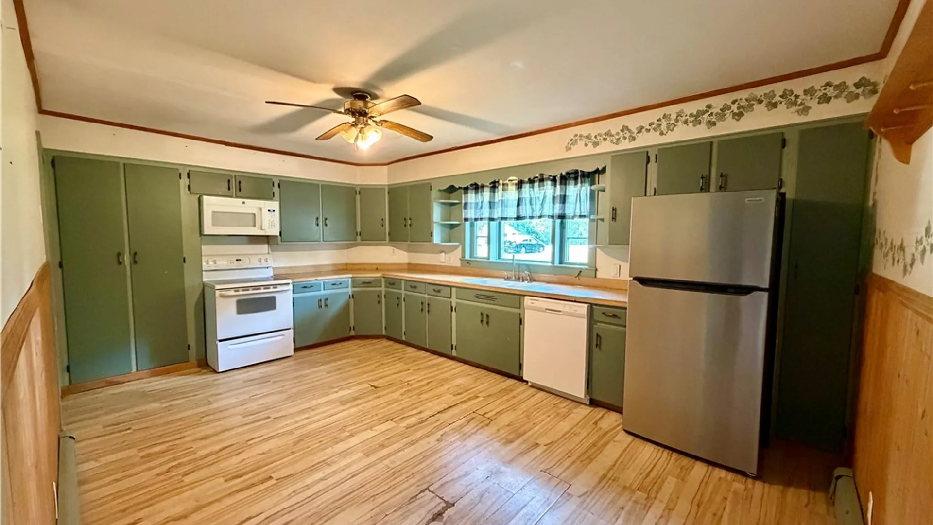 Property at 1798 Pennsylvania Avenue, Southport, NY 14871 9