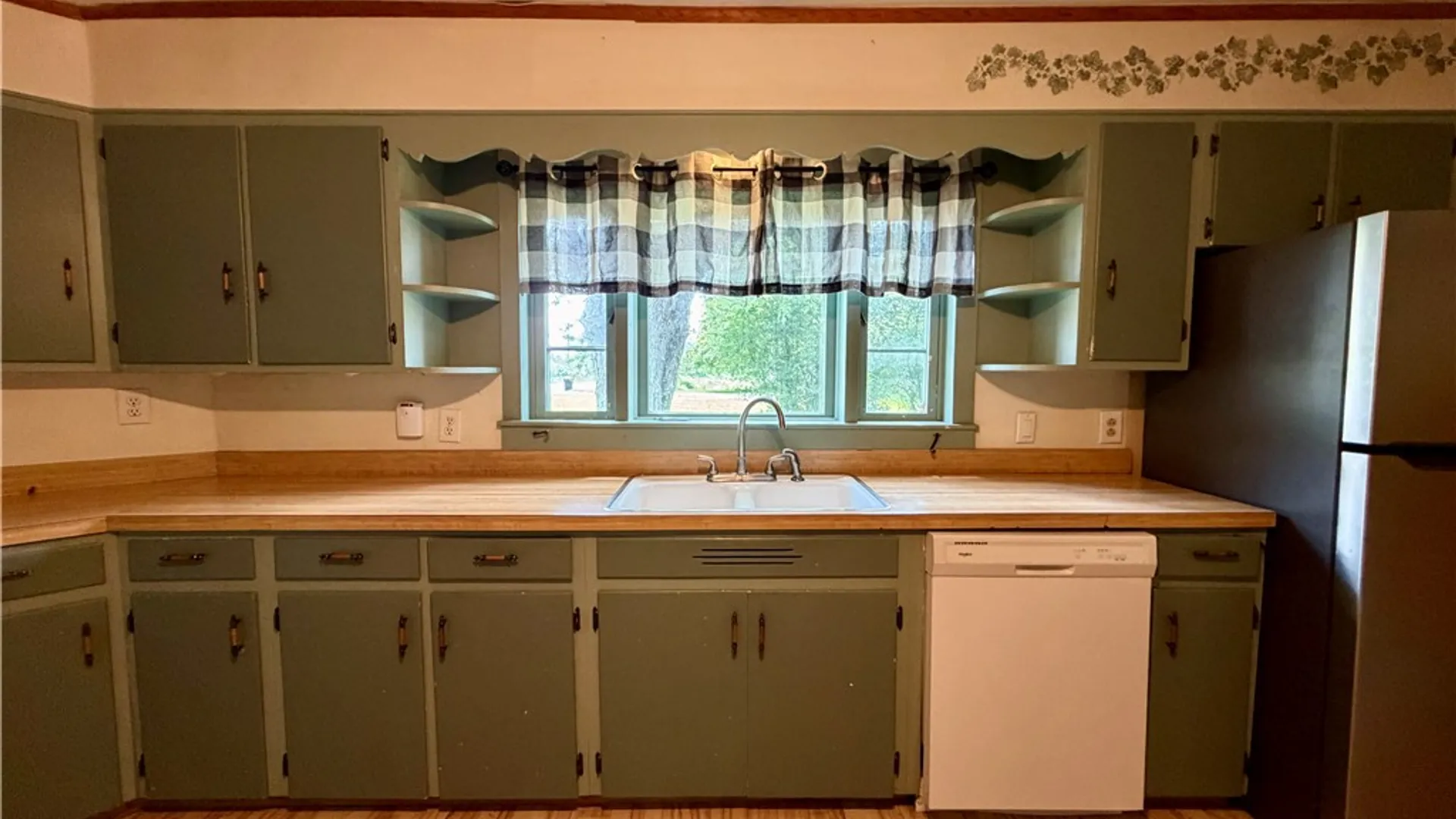 Property at 1798 Pennsylvania Avenue, Southport, NY 14871 11