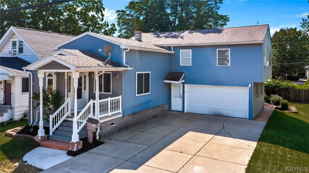 Property at 114 Flohr Avenue, West Seneca, NY 14224