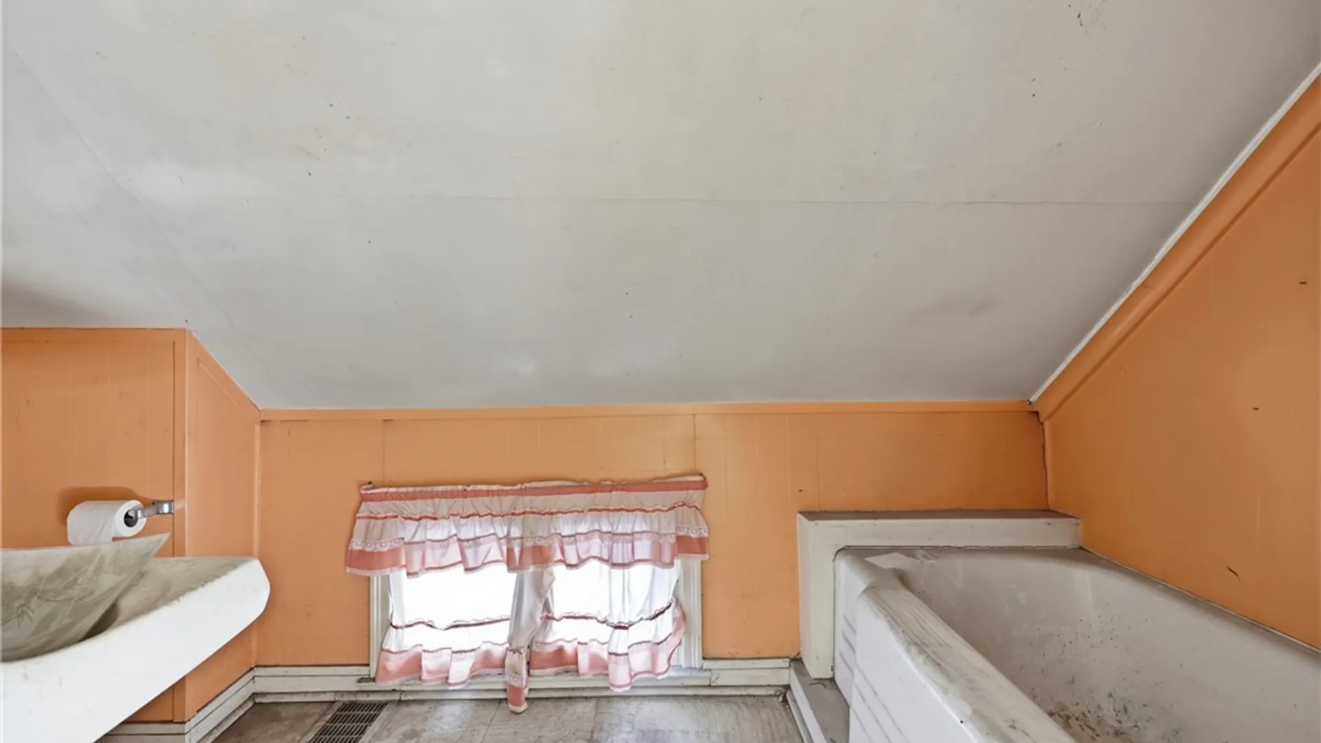 Property at 78 Elm Street, Tonawanda, NY 14150 20