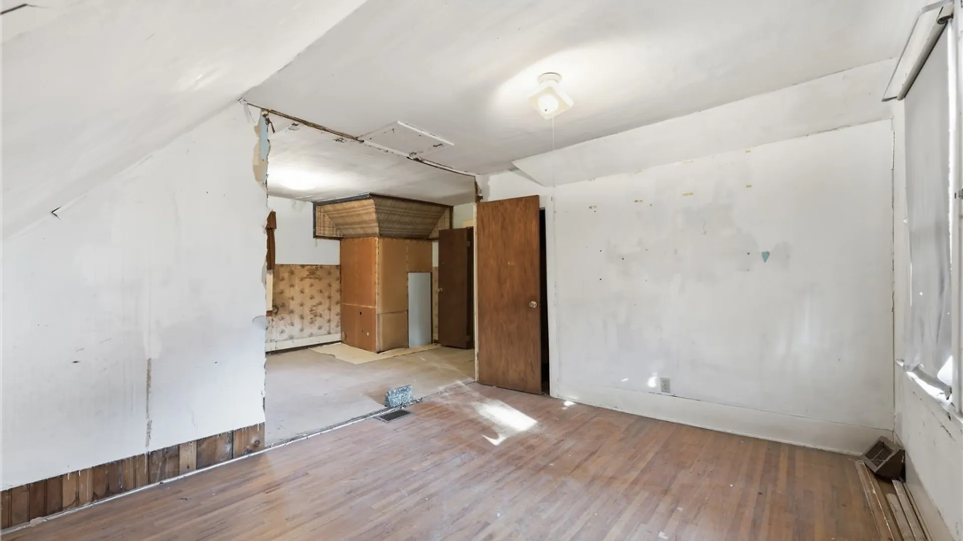 Property at 78 Elm Street, Tonawanda, NY 14150 24