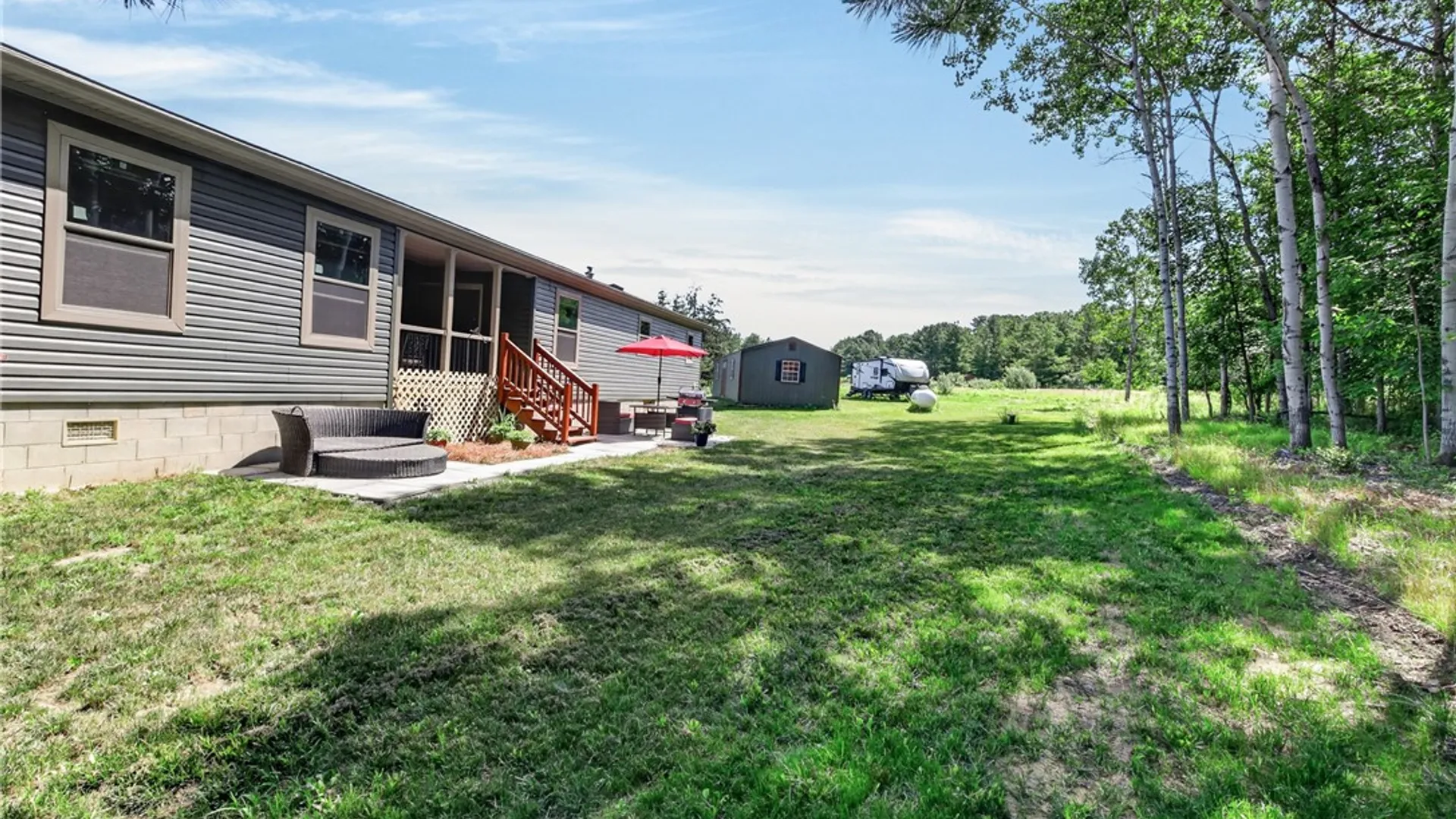 Property at 9286 Keuka Highland Dr, Wayne, NY 14840 9