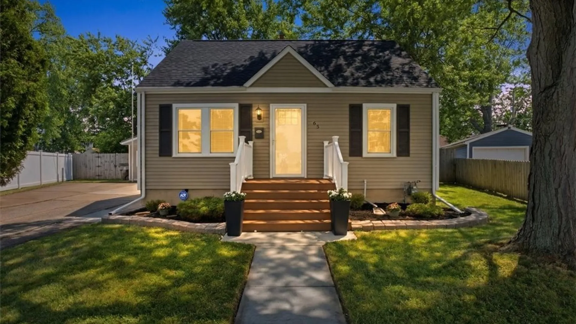 Property at 65 Tussing Lane, Tonawanda, NY 14150 2