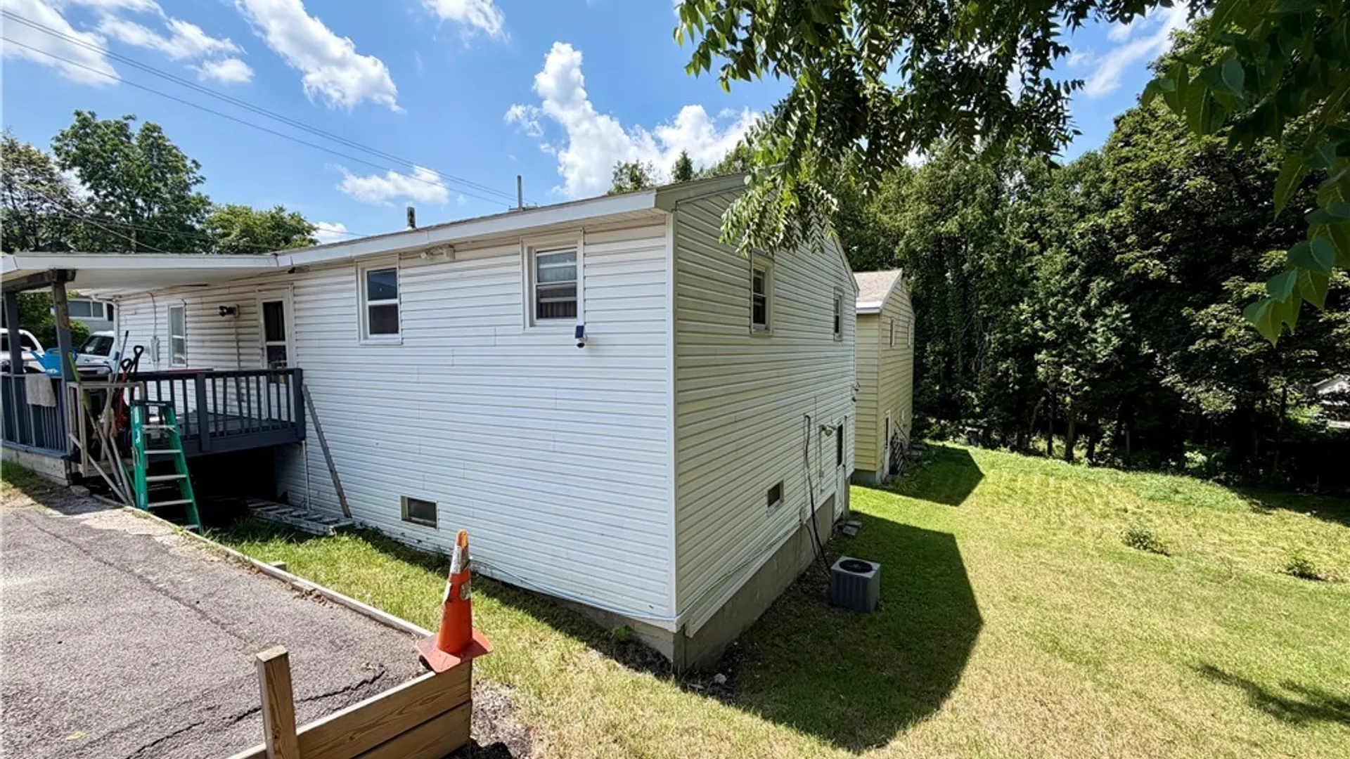 Property at 271 Mountainview Avenue, Syracuse, NY 13224 4