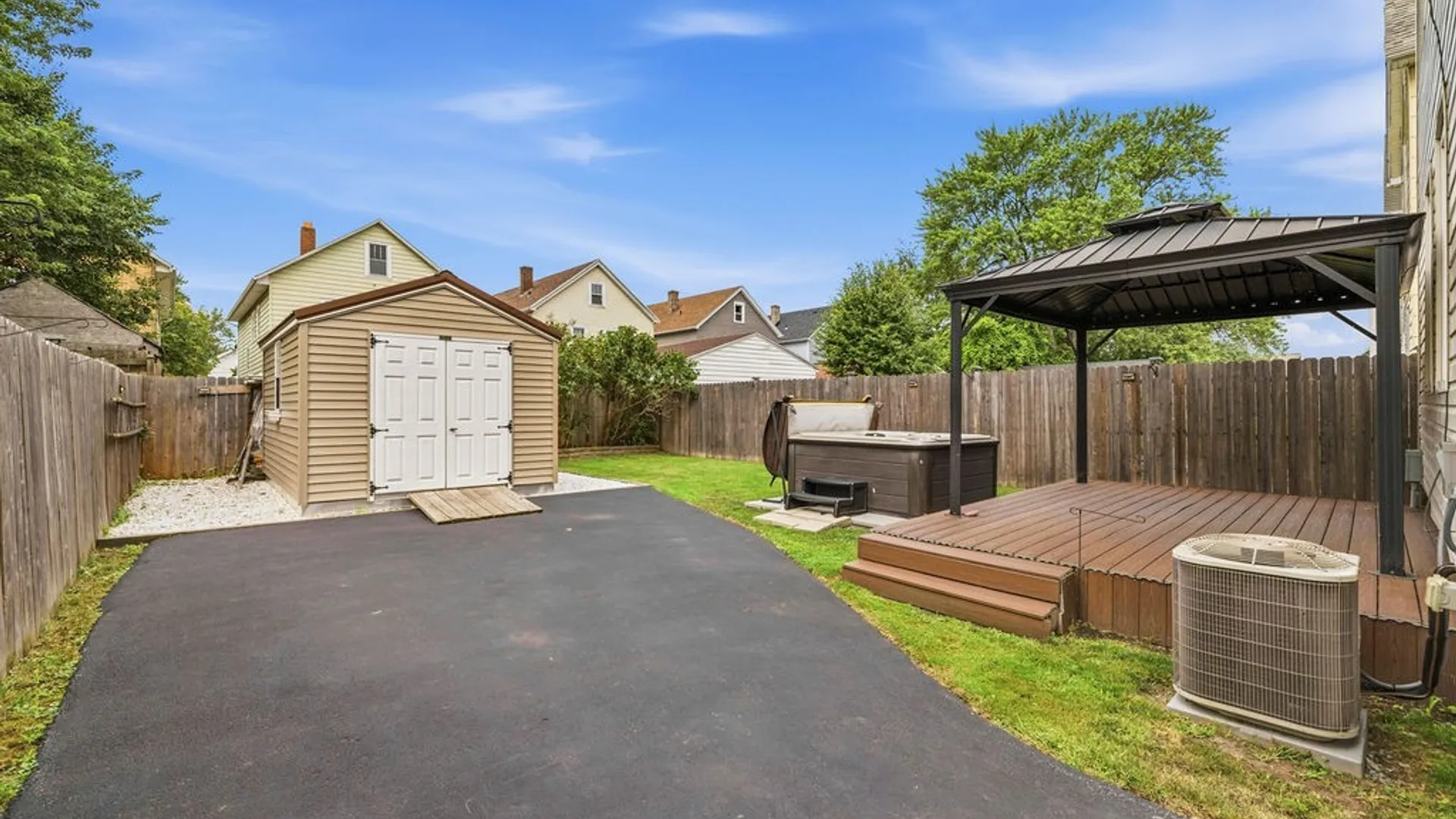 Property at 286 Newfield Street, Buffalo, NY 14207 3