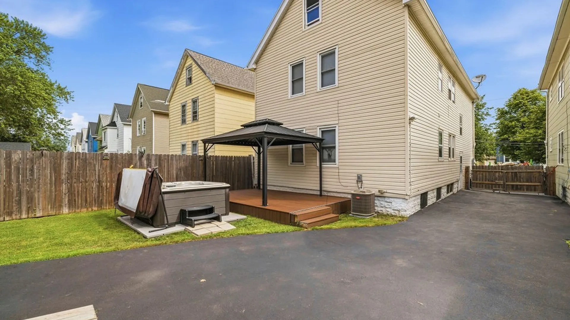Property at 286 Newfield Street, Buffalo, NY 14207 6