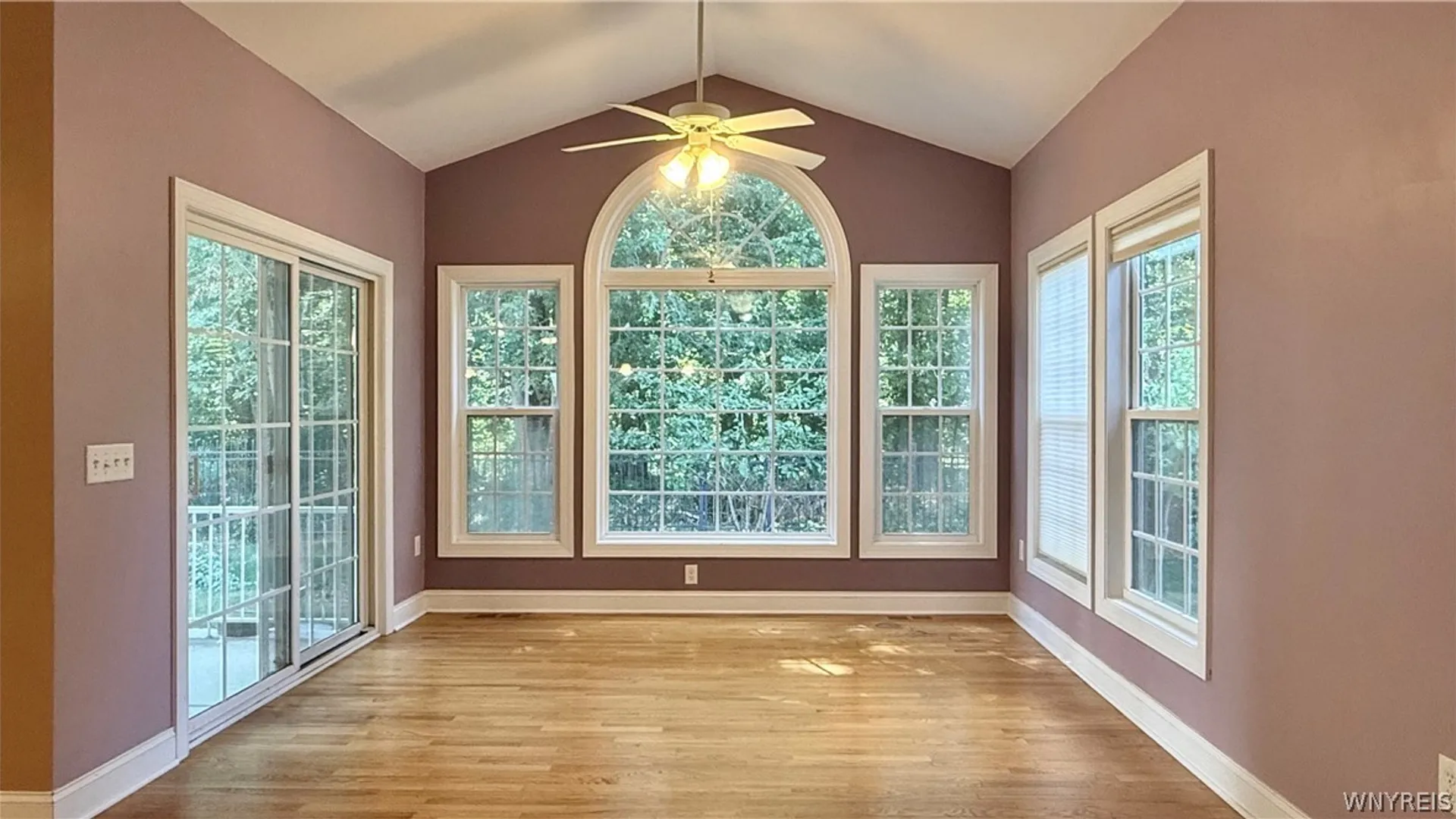 Property at 1142 Bowen Drive, North Tonawanda, NY 14120 7