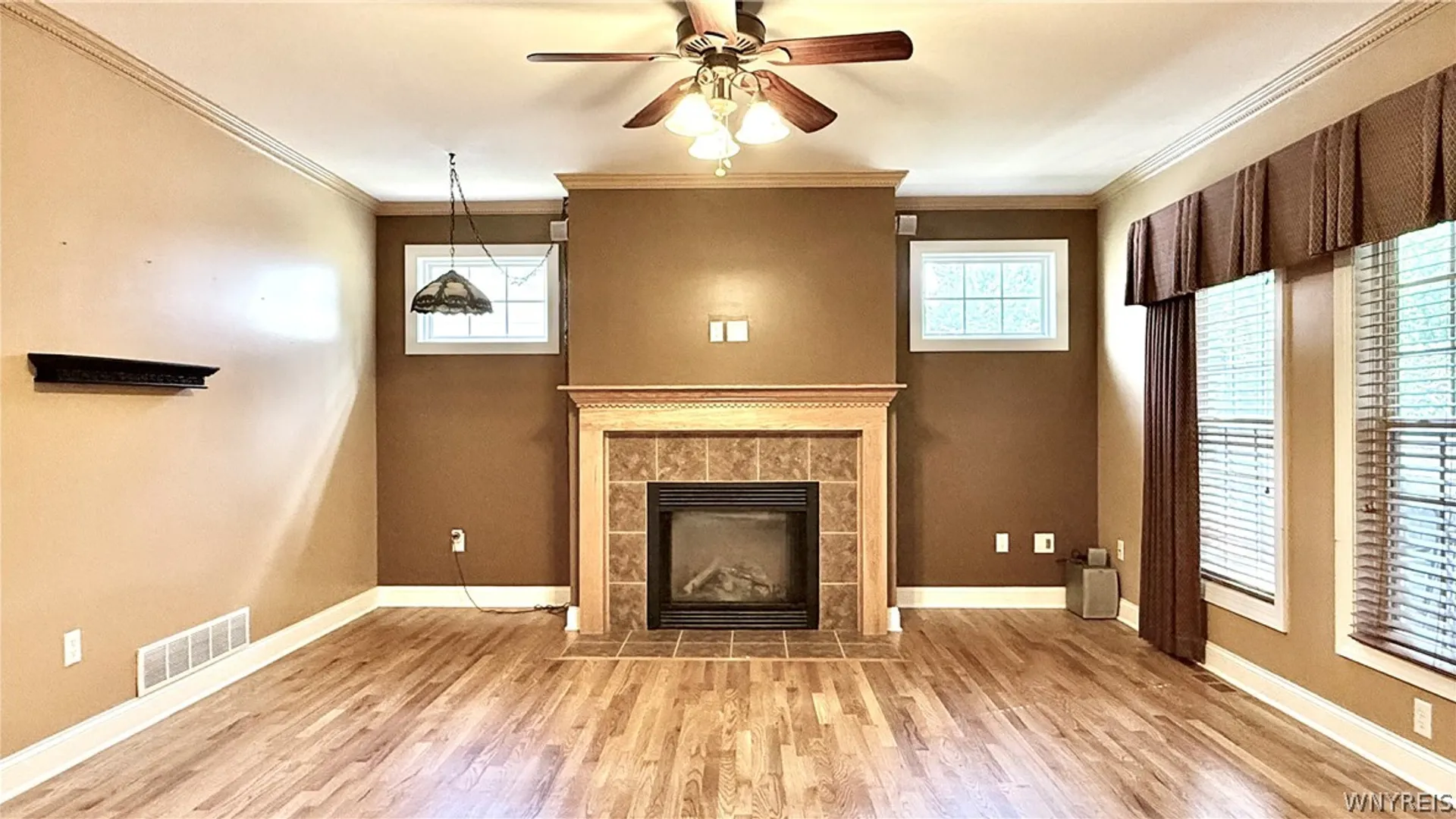 Property at 1142 Bowen Drive, North Tonawanda, NY 14120 5