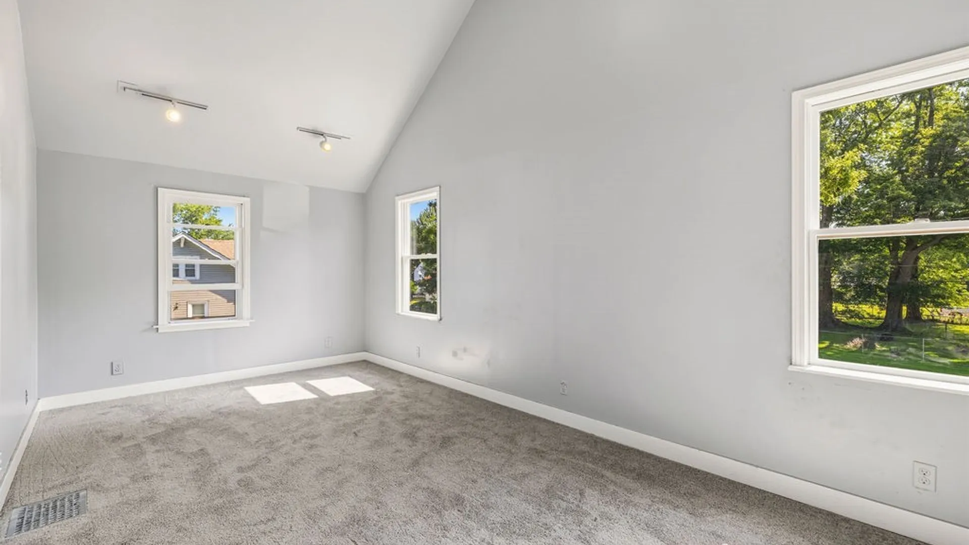 Property at 620 86th Street, Niagara Falls, NY 14304 16