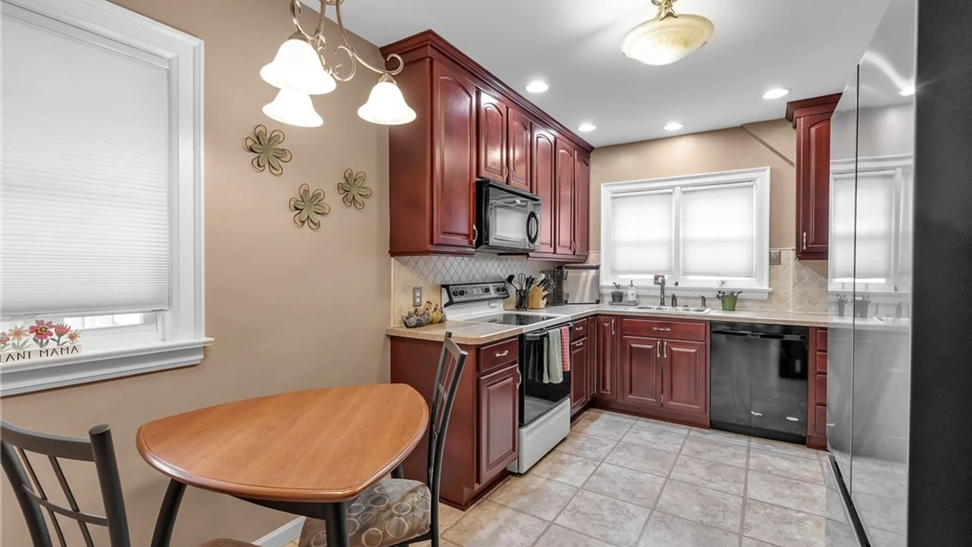 Property at 1230 Wyoming Avenue, Niagara Falls, NY 14305 14