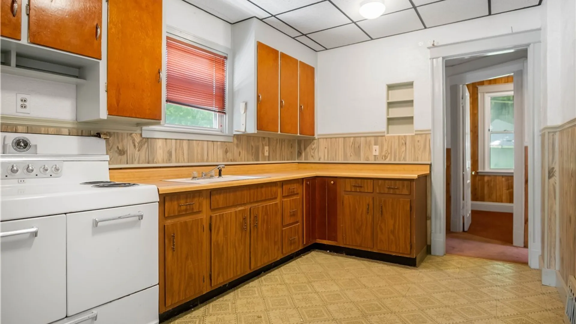 Property at 1860 Linwood Avenue, Niagara Falls, NY 14305 10