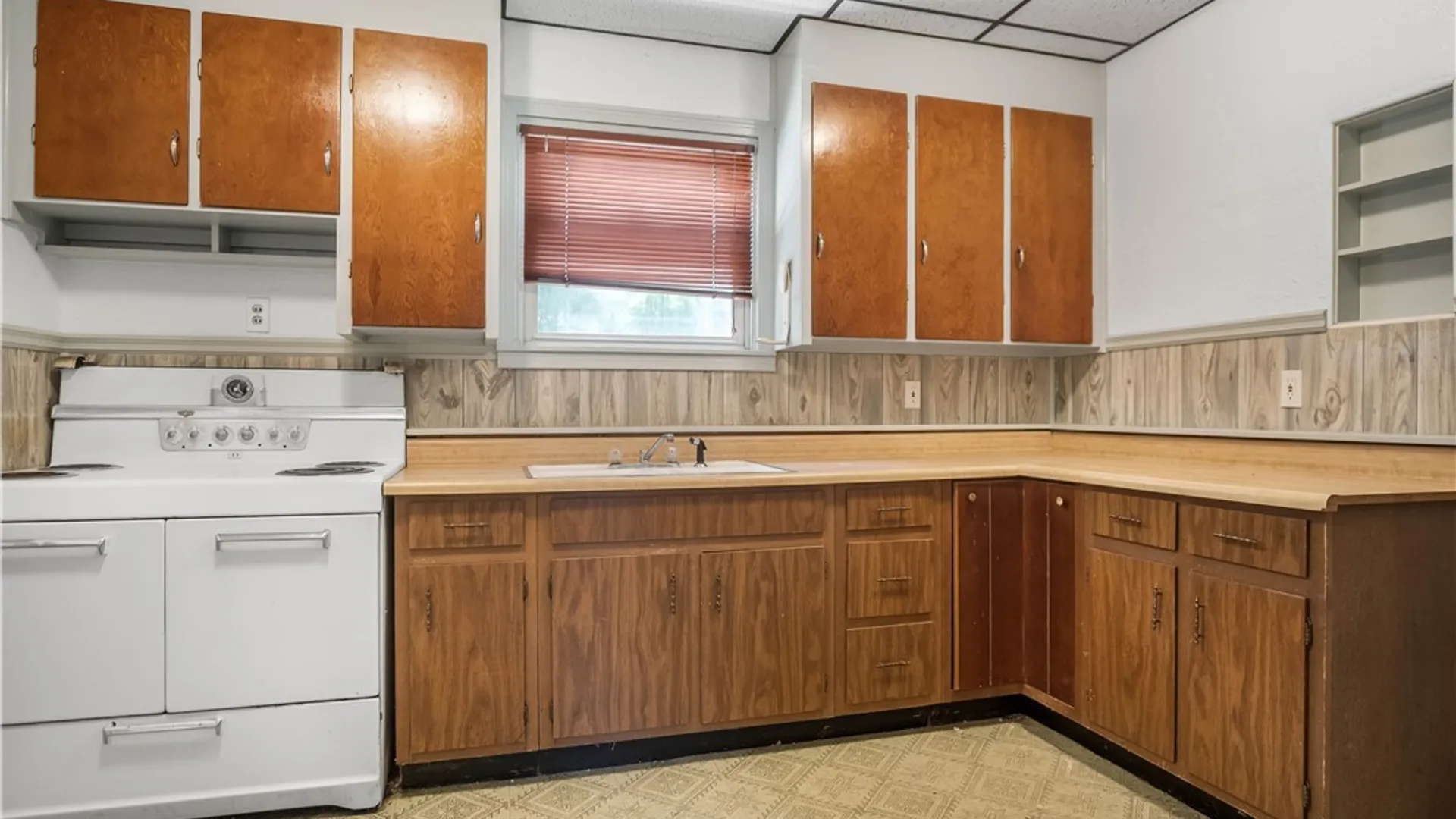 Property at 1860 Linwood Avenue, Niagara Falls, NY 14305 12