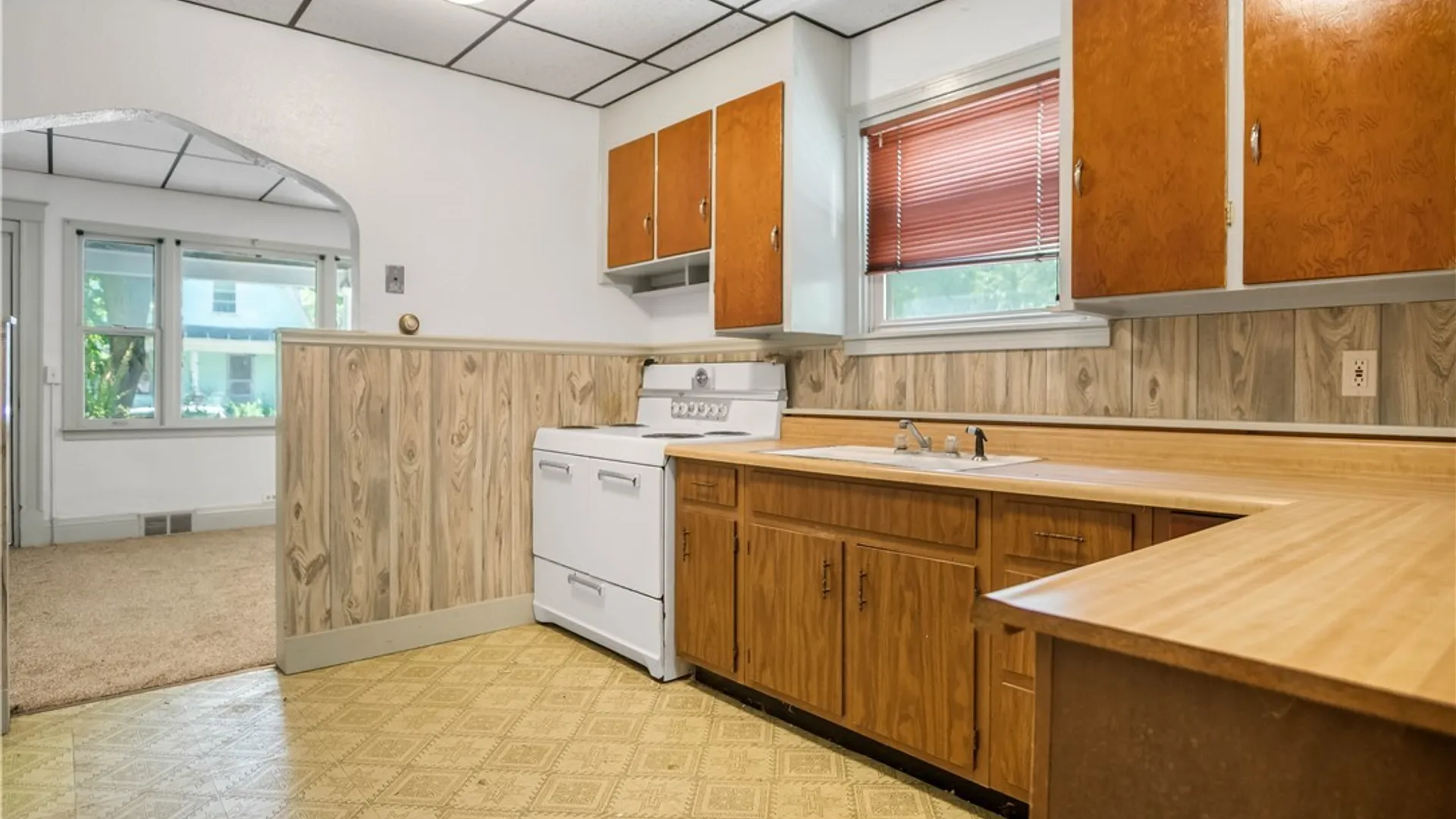 Property at 1860 Linwood Avenue, Niagara Falls, NY 14305 13