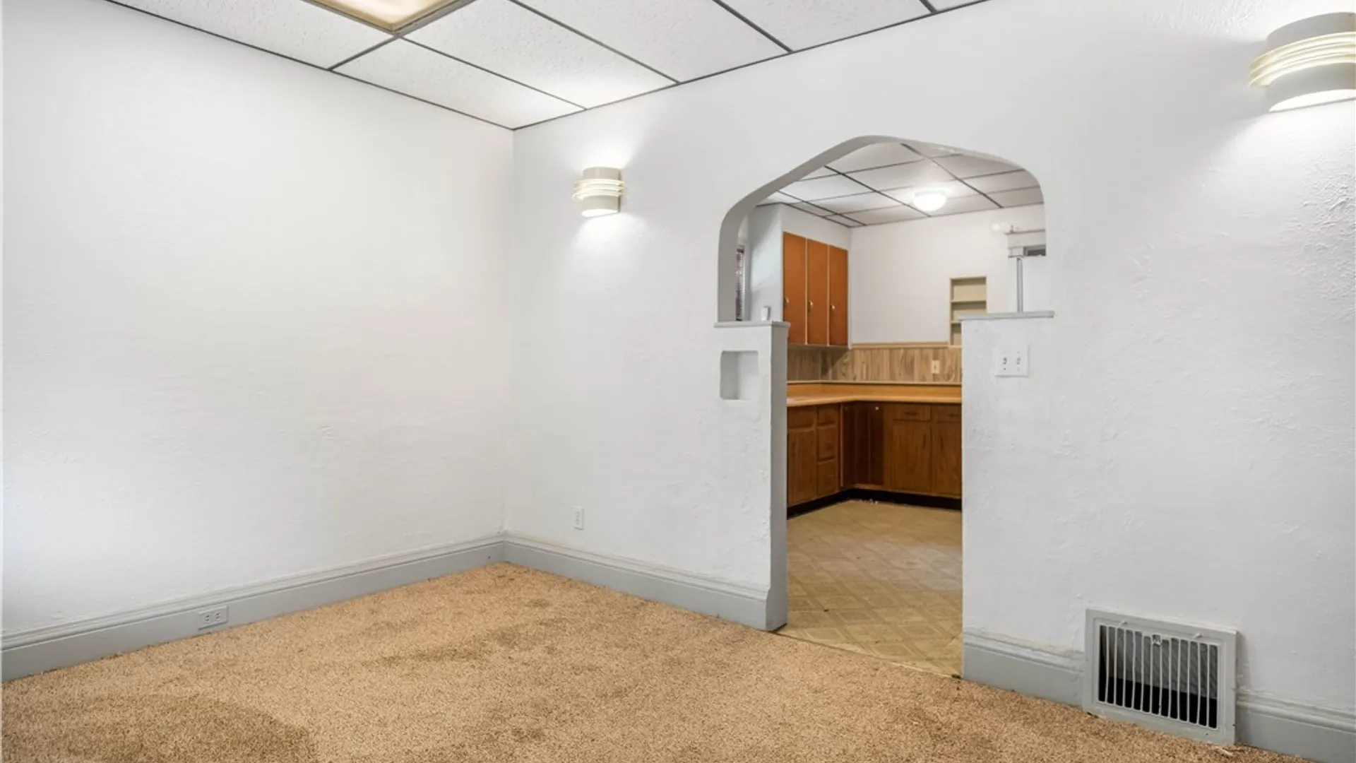 Property at 1860 Linwood Avenue, Niagara Falls, NY 14305 8