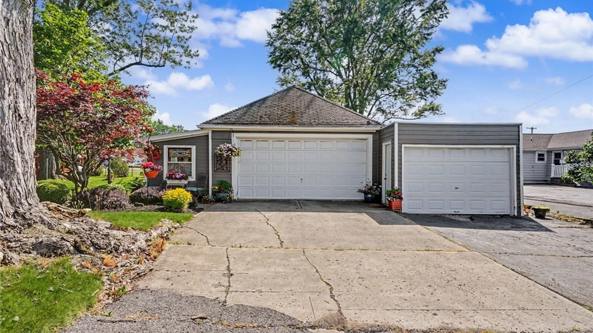 Property at 5118 Orchard Avenue, Hamburg, NY 14075 17