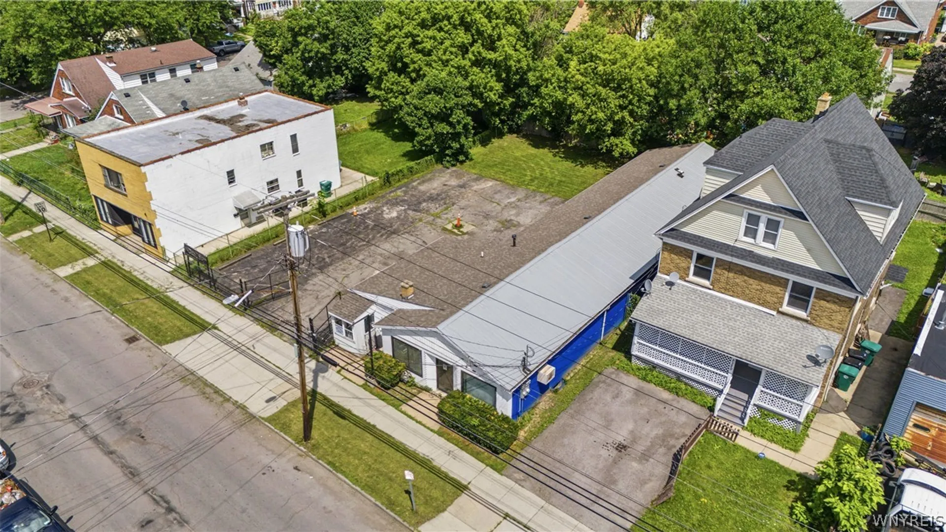 Property at 2318 Niagara Street, Niagara Falls, NY 14303 7