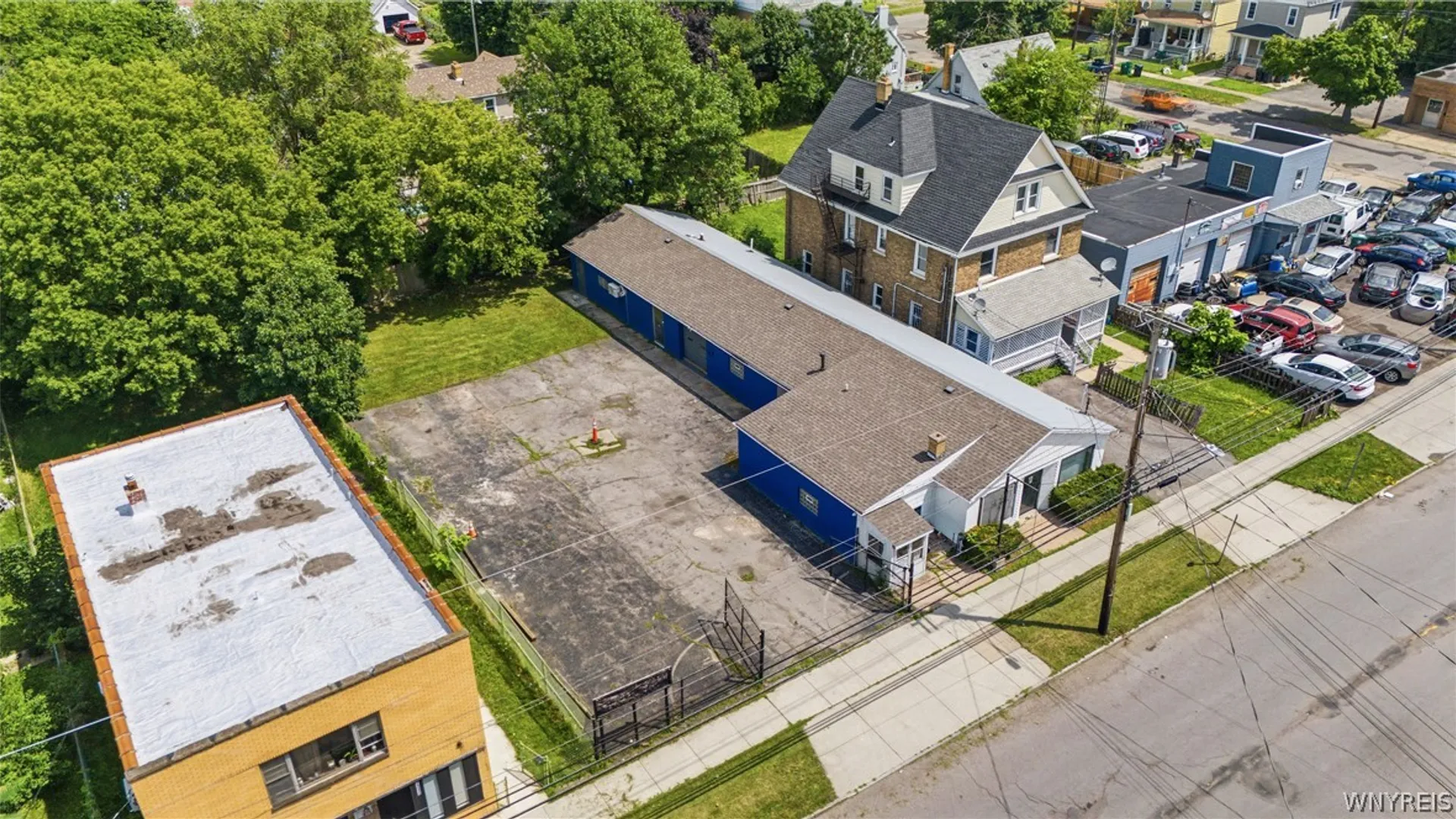 Property at 2318 Niagara Street, Niagara Falls, NY 14303 10