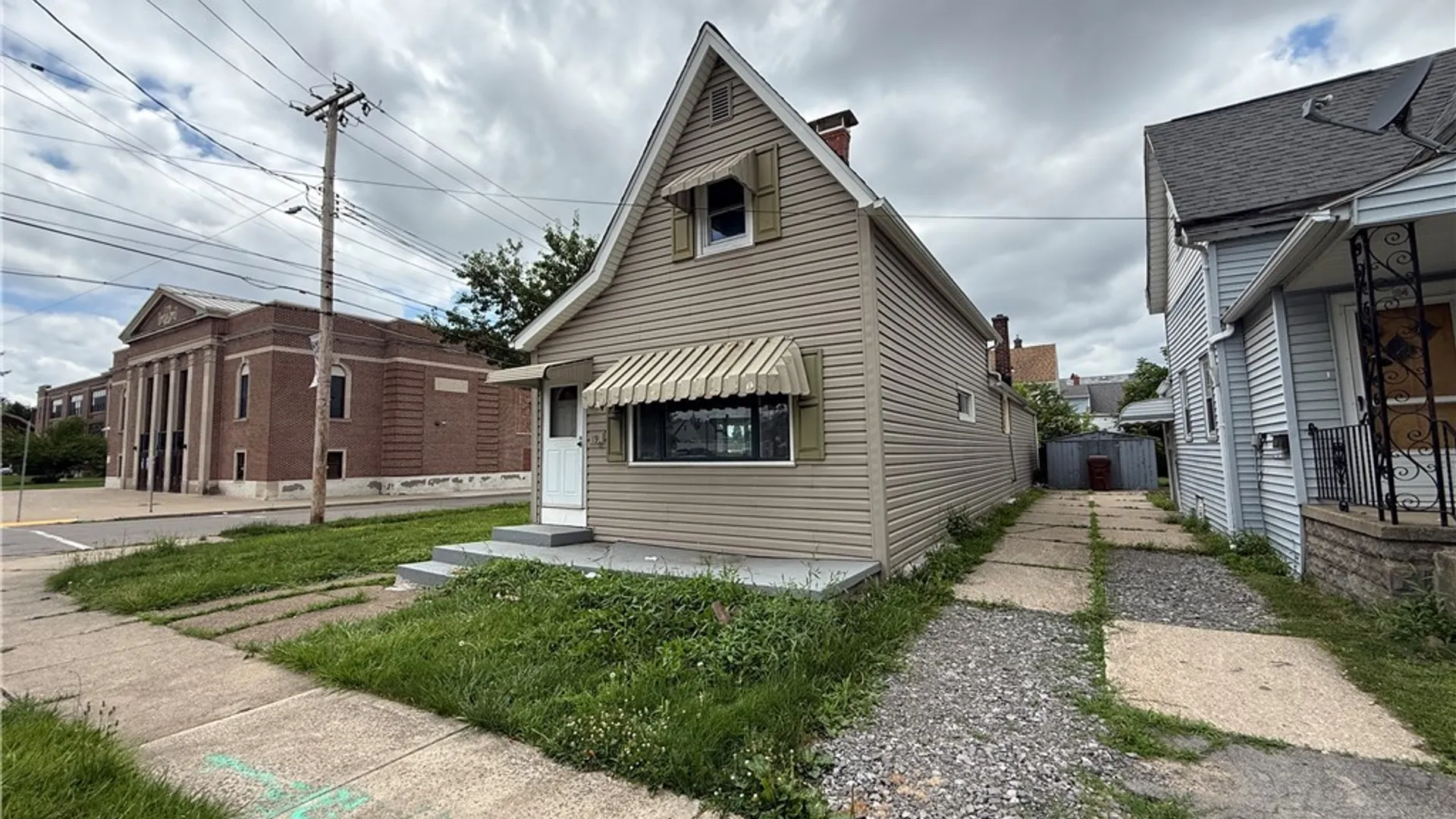 Property at 190 Halstead Avenue, Cheektowaga, NY 14212 2