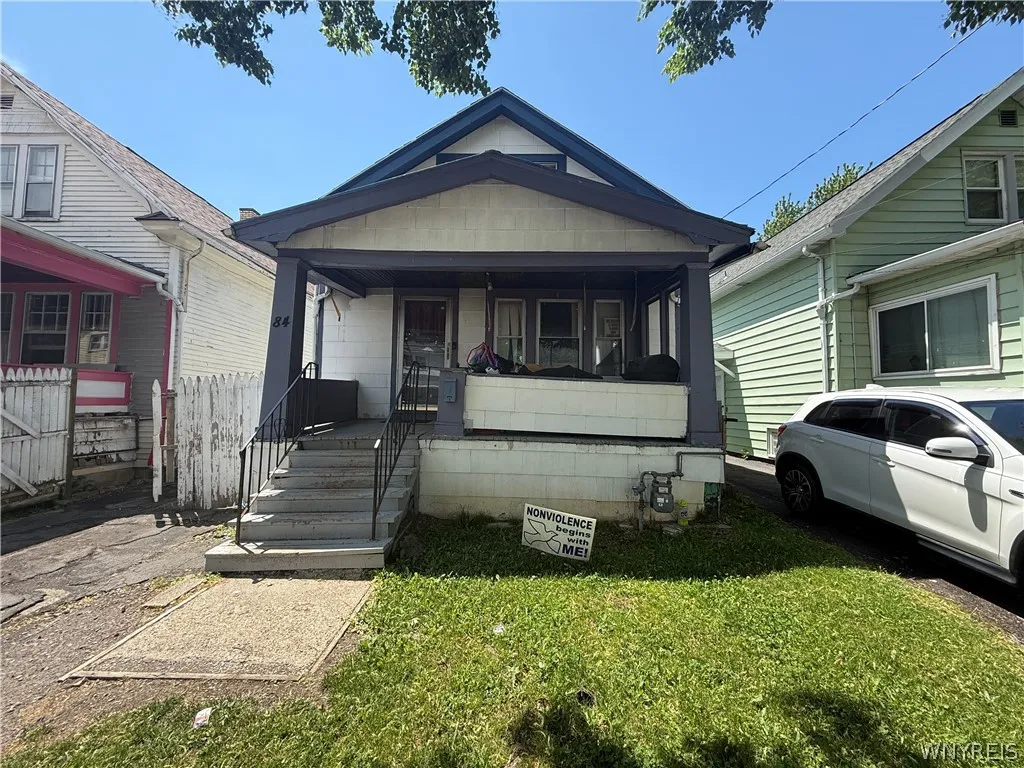 Property at 84 E End Avenue, Buffalo, NY 14225