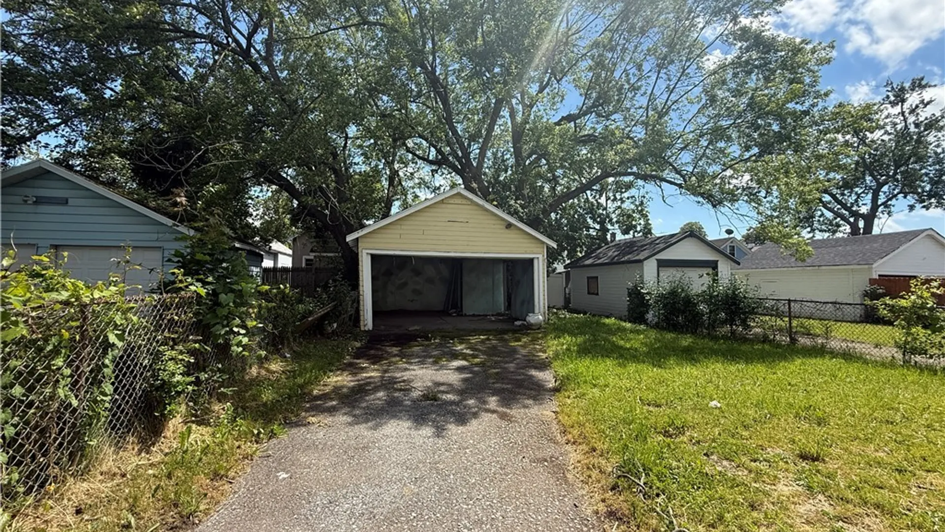 Property at 445 Shirley Avenue, Buffalo, NY 14215 3
