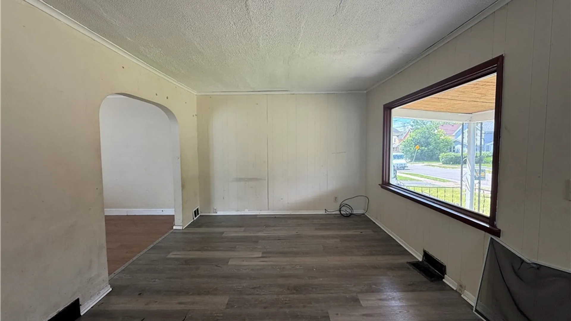 Property at 445 Shirley Avenue, Buffalo, NY 14215 9