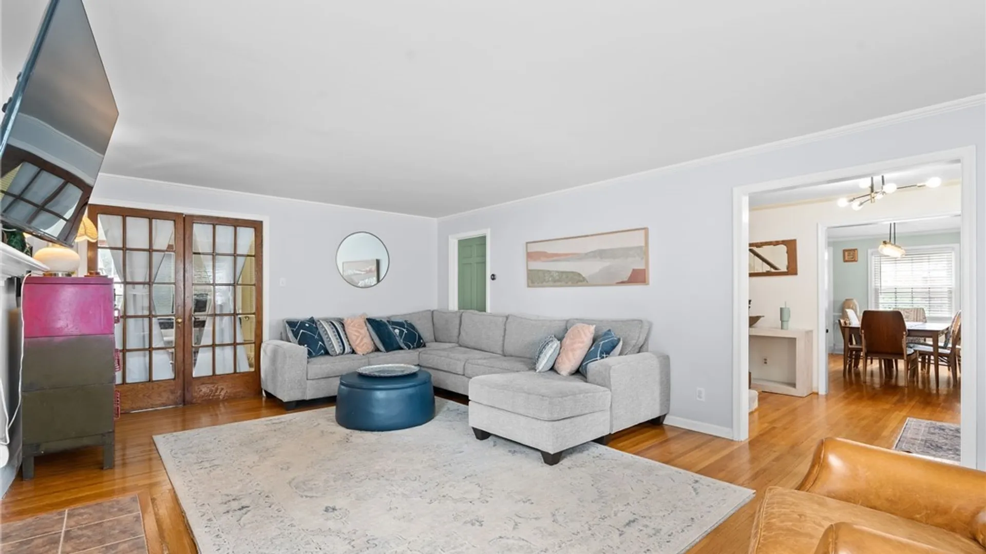 Property at 948 Mckinley Avenue, Niagara Falls, NY 14305 4