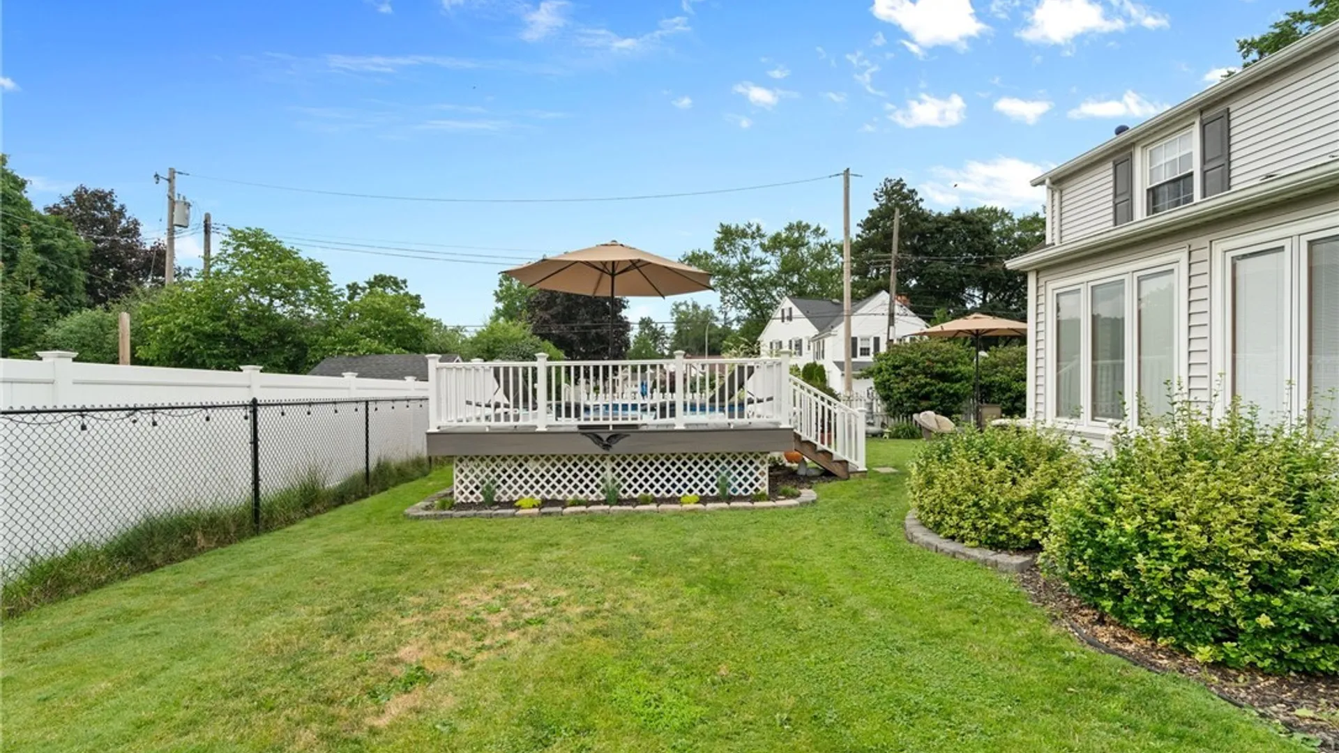 Property at 948 Mckinley Avenue, Niagara Falls, NY 14305 39