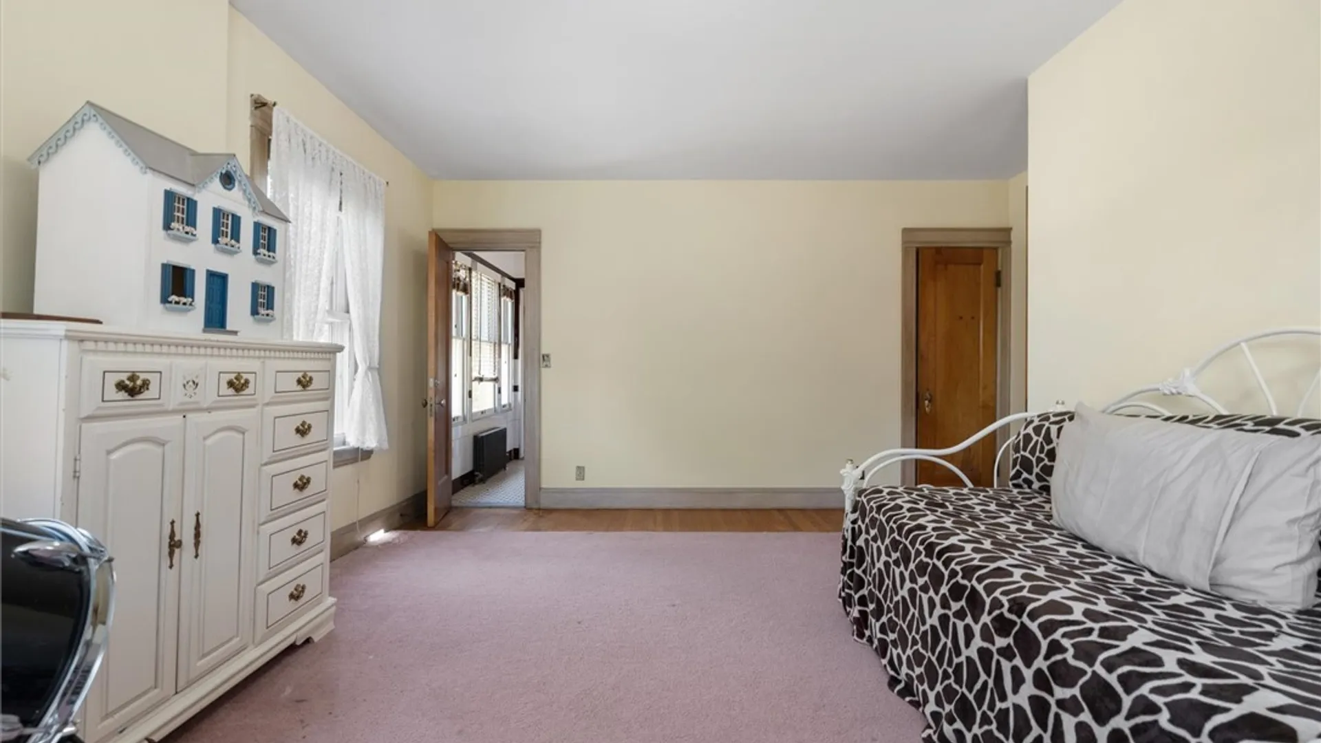 Property at 307 Summit Avenue, Syracuse, NY 13207 26