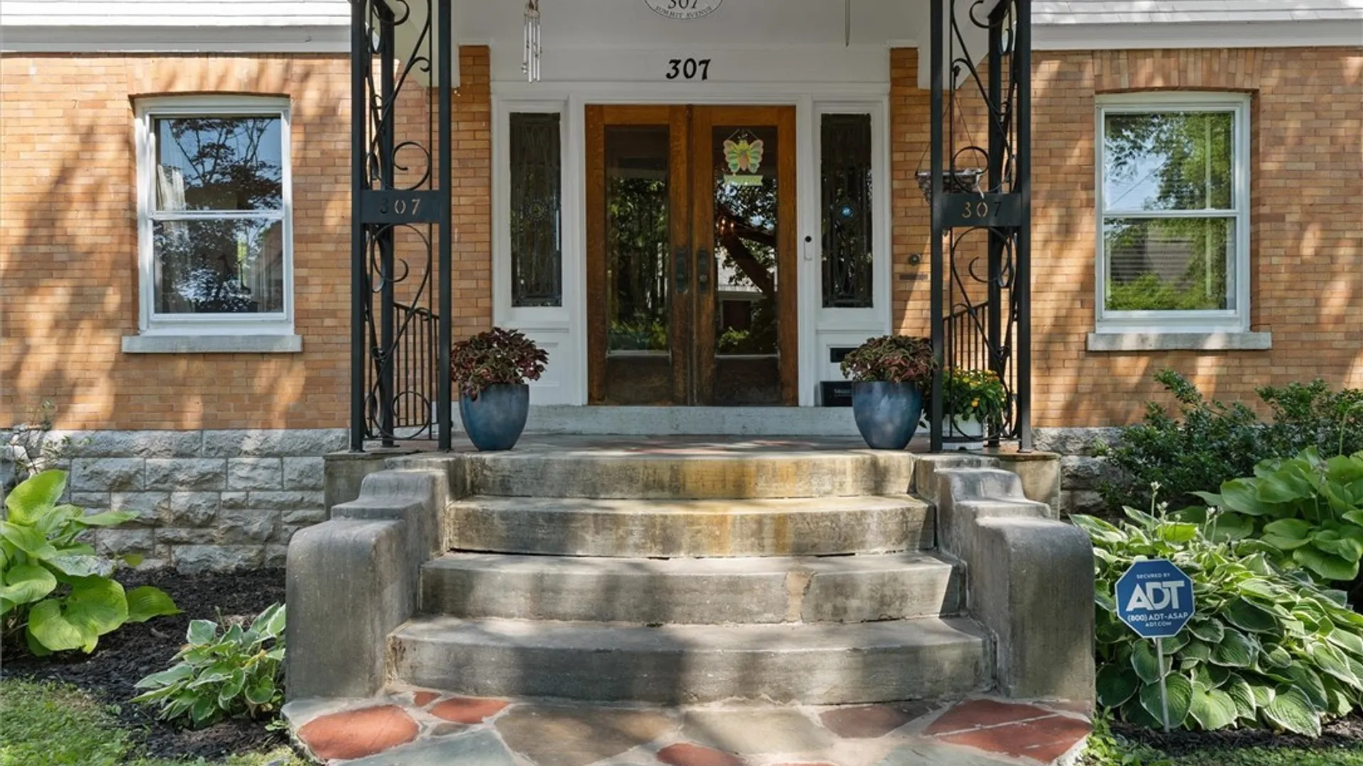 Property at 307 Summit Avenue, Syracuse, NY 13207 3