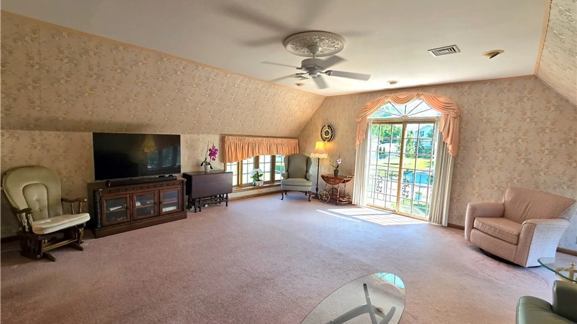 Property at 36 Dellwood Road, Amherst, NY 14226 14