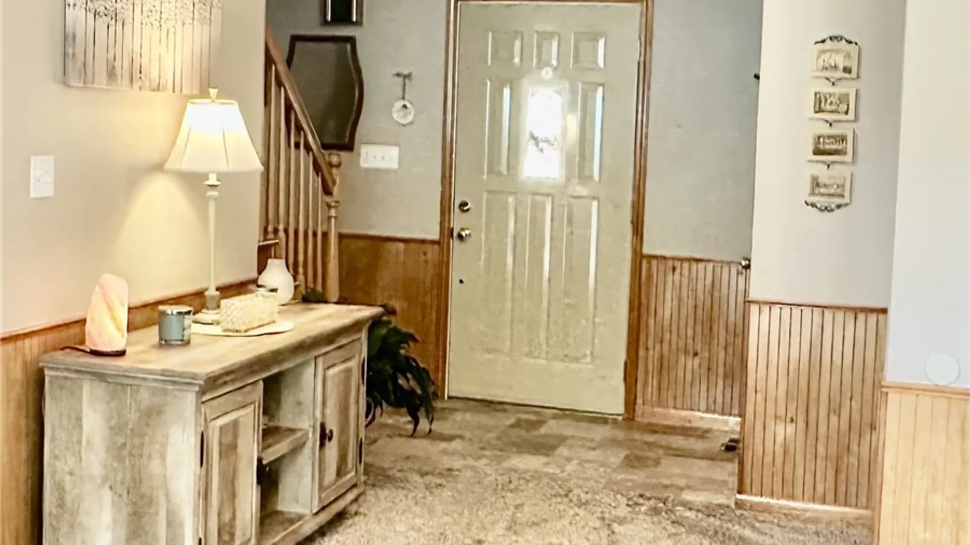 Property at 573 Columbia Avenue, Lancaster, NY 14043 18