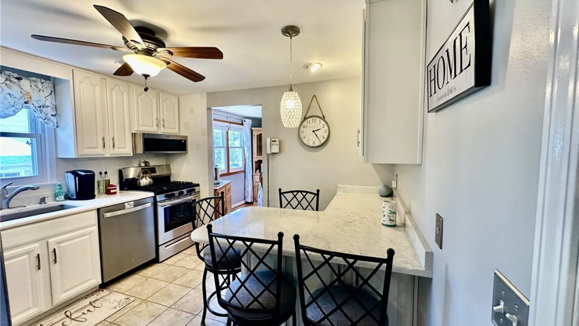Property at 573 Columbia Avenue, Lancaster, NY 14043 9