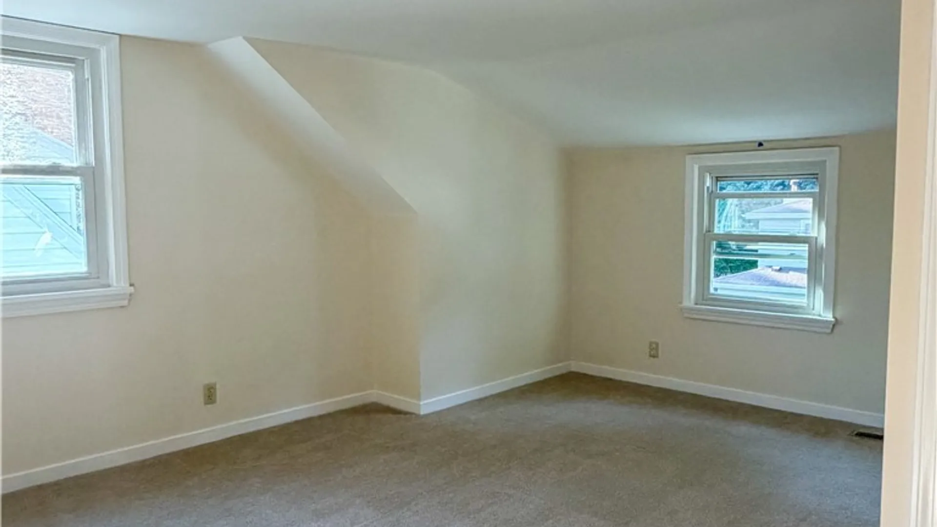 Property at 168 Birchwood Drive, Irondequoit, NY 14622 26