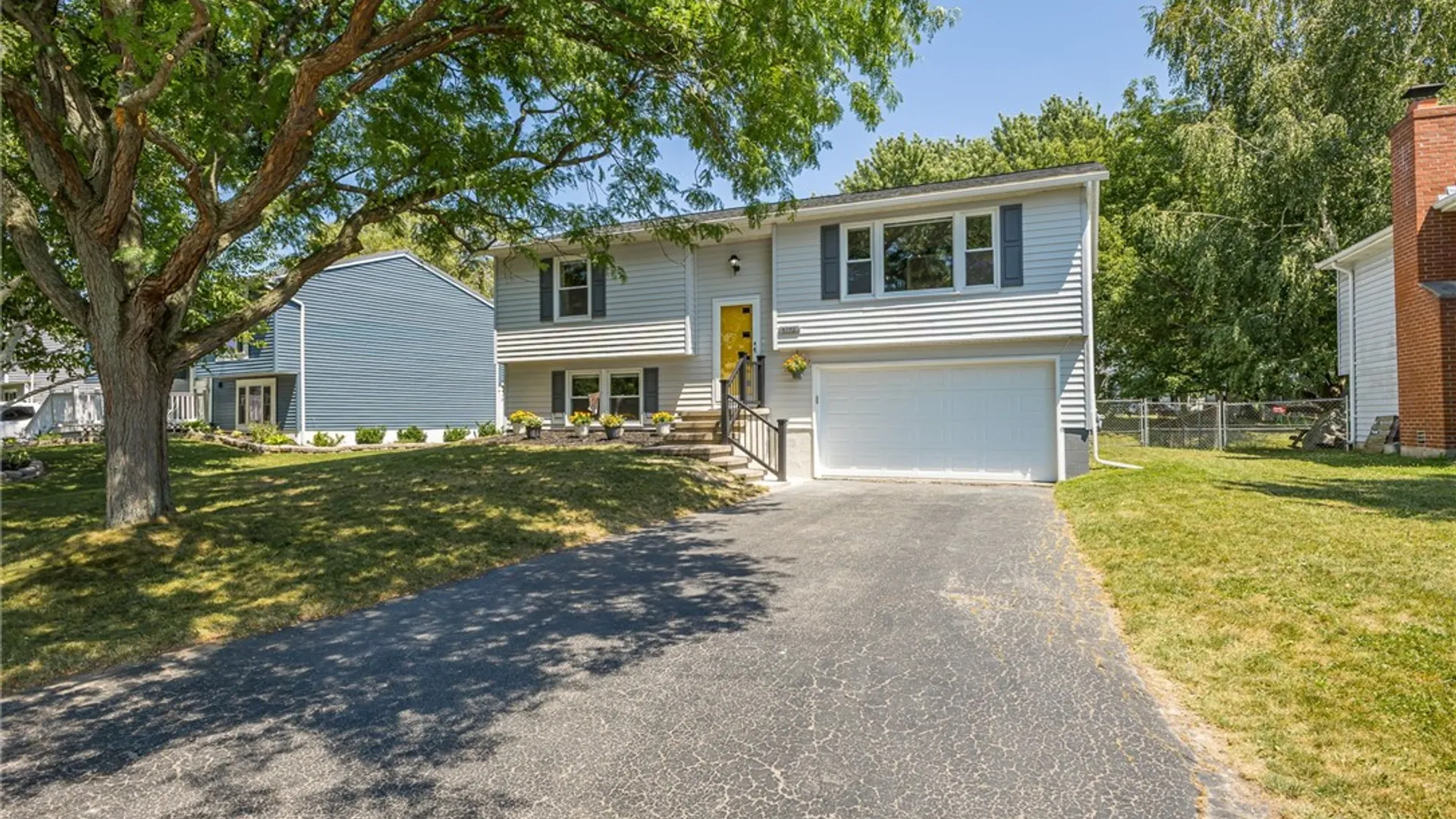 Property at 5779 Clover Meadow Lane, Farmington, NY 14425 2