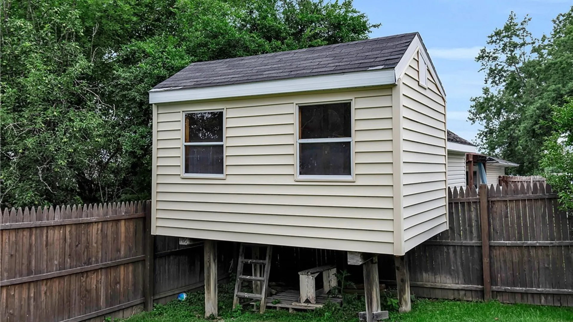 Property at 11 Ashley Drive, Lancaster, NY 14086 23