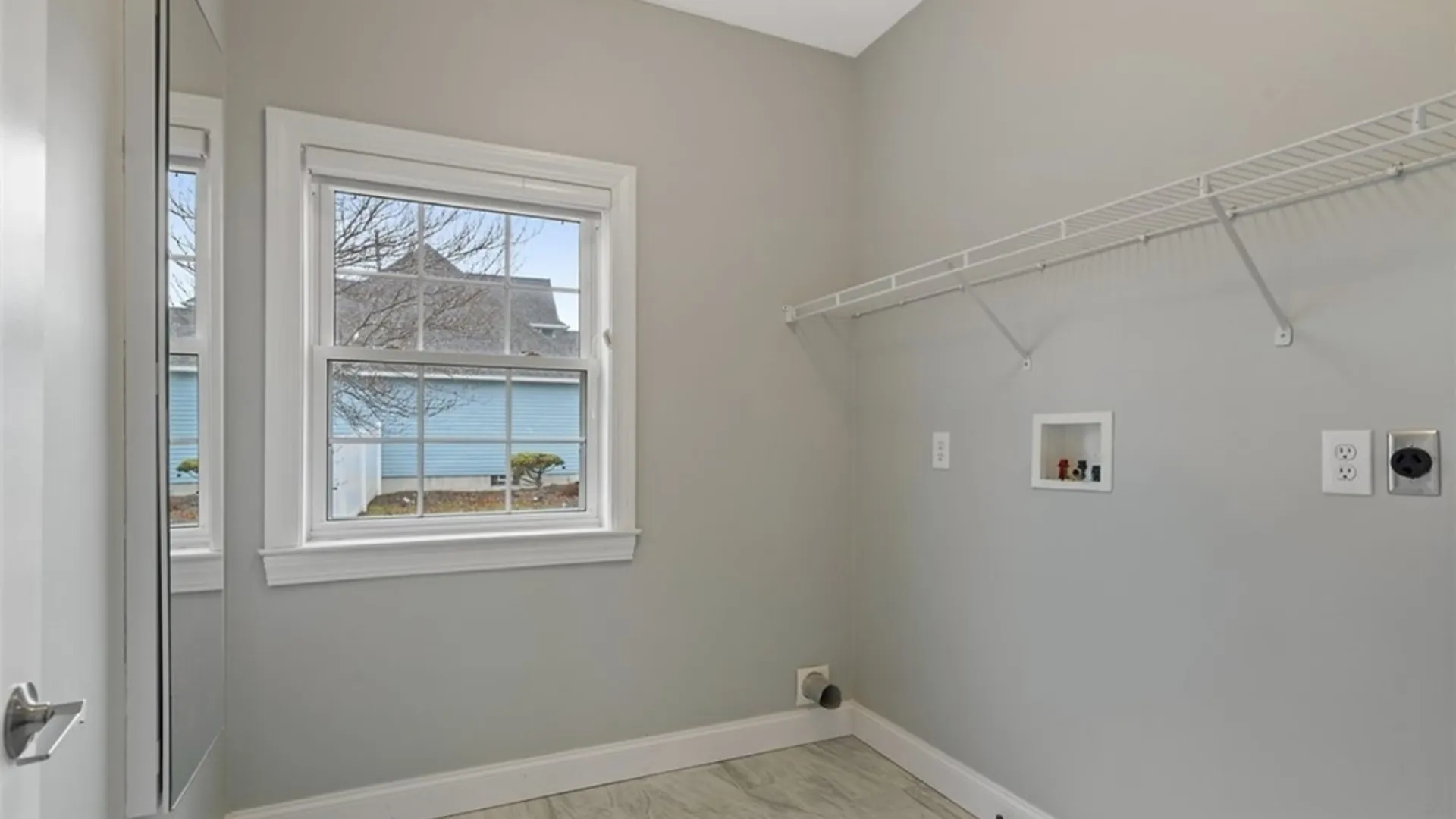 Property at 7541 Plum Hollow Circle, Clay, NY 13090 18