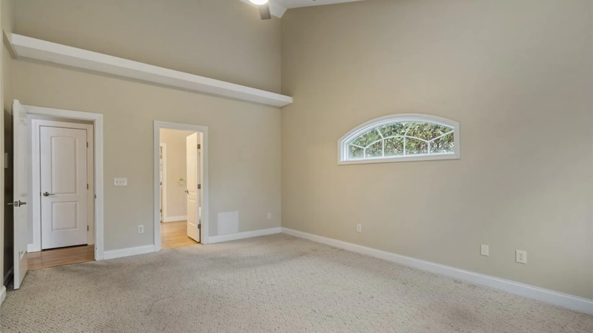 Property at 7541 Plum Hollow Circle, Clay, NY 13090 23