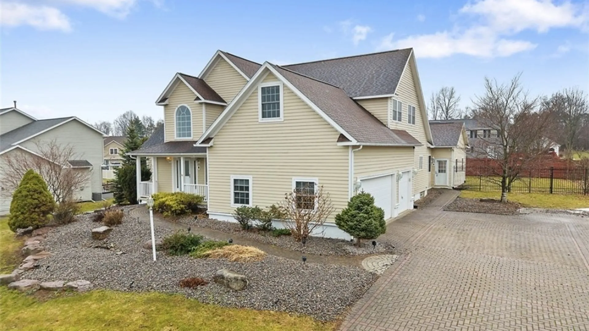 Property at 7541 Plum Hollow Circle, Clay, NY 13090 39