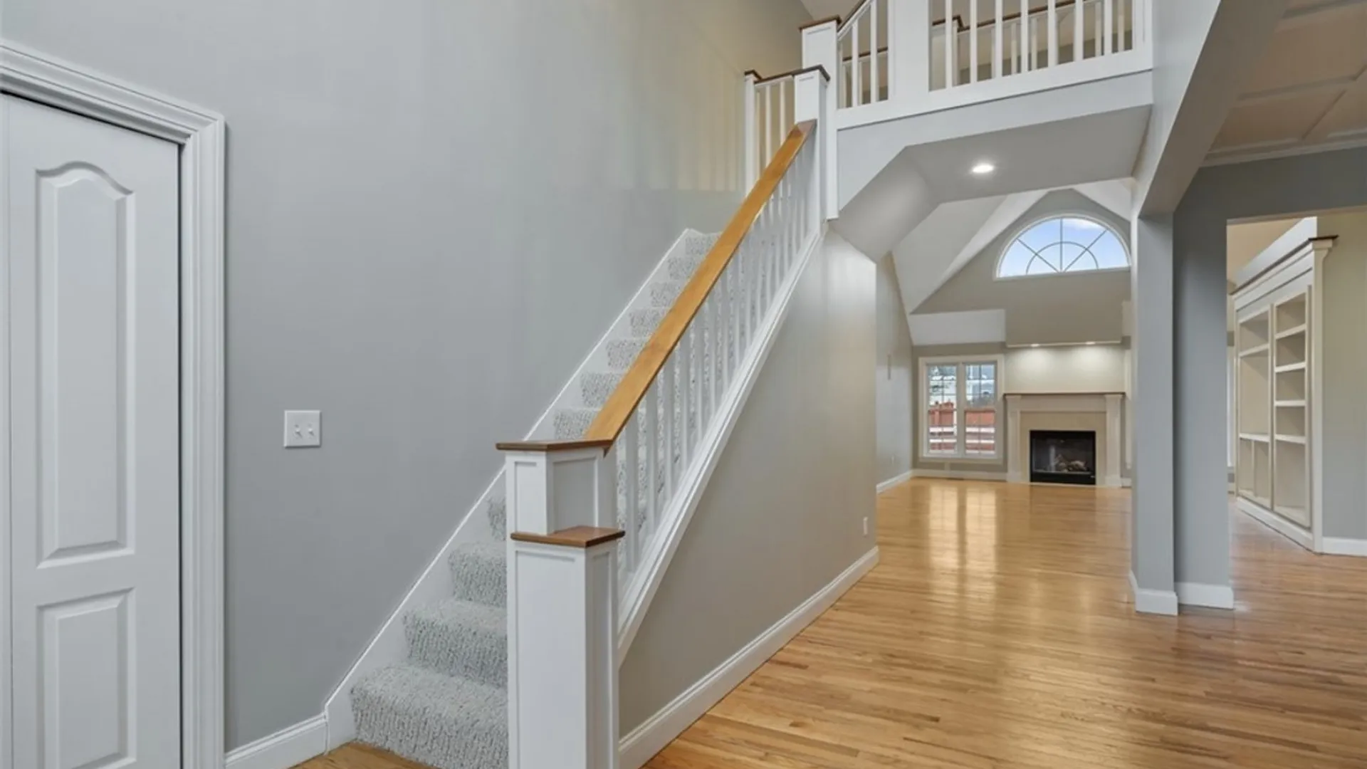 Property at 7541 Plum Hollow Circle, Clay, NY 13090 4