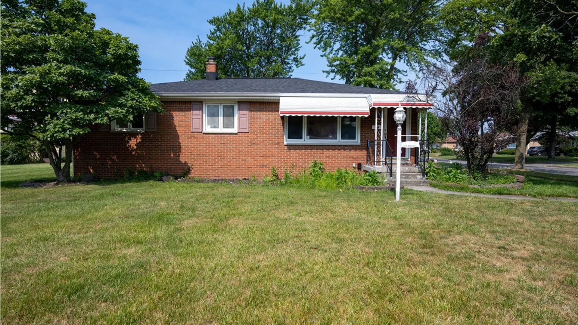 Property at 200 Margaret Road, Amherst, NY 14226 2
